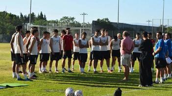 3. Lig takımı yemek vermeyince 5 futbolcu birden ayrıldı