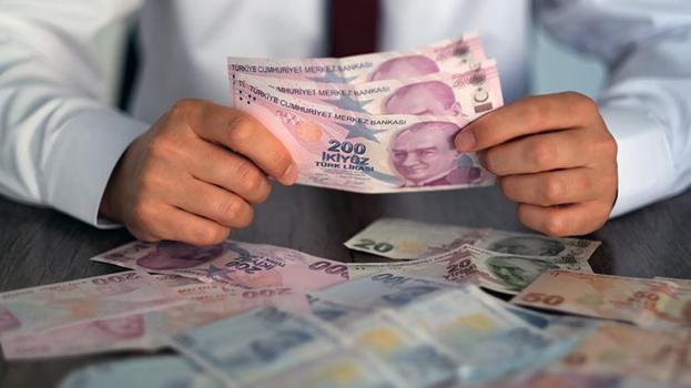 Zam geldi! Tek tek açıklandı, işte yeni vergi, harç ve ceza tutarları