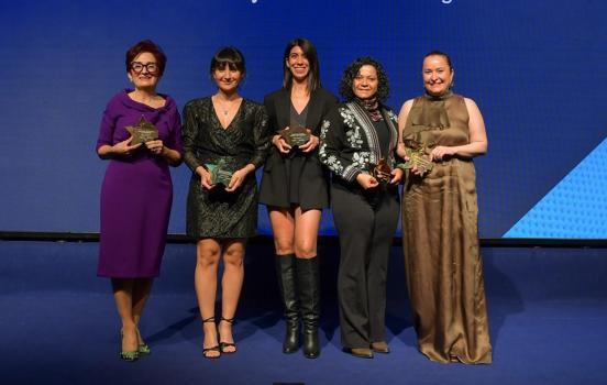 Türkiye’nin başarılı kadın girişimcileri ödüllerine kavuştu
