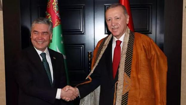Cumhurbaşkanı Erdoğan, Gurbangulu Berdimuhamedov ile bir araya geldi