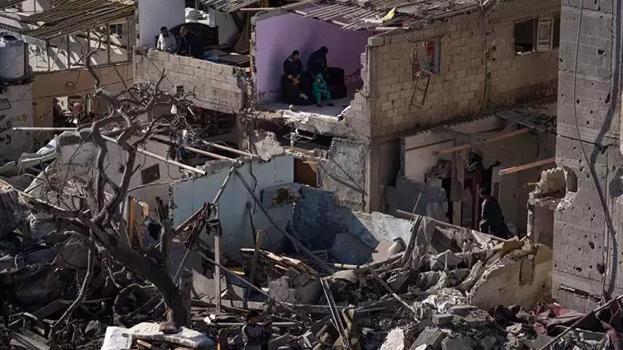 İsrail ordusu yine sivilleri vurdu! Refah'ta 11 can kaybı