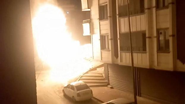 Sultangazi  Esentepe Mahallesi'nde doğal gaz hattında patlama meydana geldi