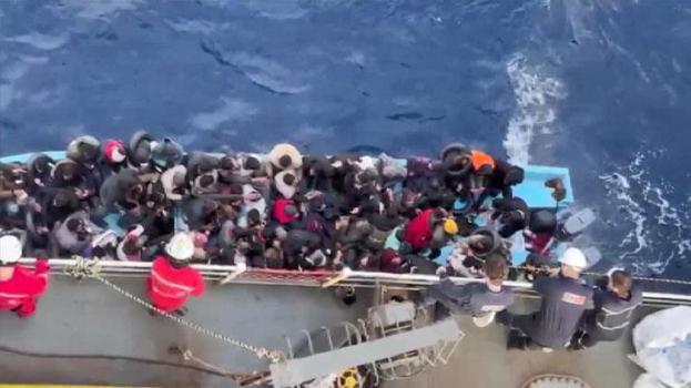 Boğulmak üzere olan 120 mülteciyi Türk tanker gemisi kurtardı
