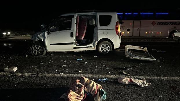 Şanlıurfa'da korkunç kaza: 3 ölü, 8 yaralı
