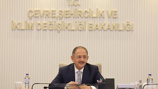 Bakan Mehmet Özhaseki: Evlerimizi hak sahiplerine etap etap teslim ediyoruz