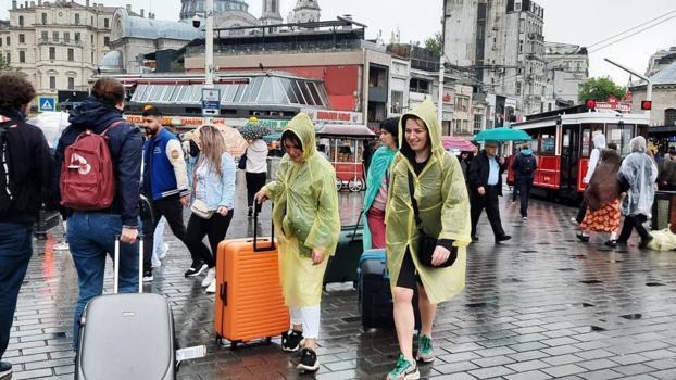 İstanbul’da aniden bastıran sağanak yağış