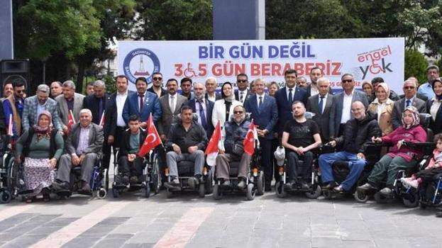 Gaziantep'te 103 engelliye akülü ve manuel tekerlekli sandalye dağıtıldı! “Bir Gün Değil 365 gün Beraberiz”