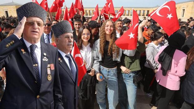 Milli mücadele ruhu 105 yılında: 19 Mayıs Atatürk'ü Anma, Gençlik ve Spor Bayramı kutlanıyor...