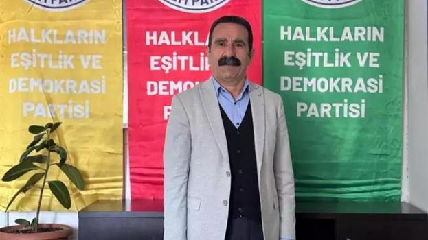 Hakkari Belediye Başkanı  Mehmet  Akış gözaltına alındı