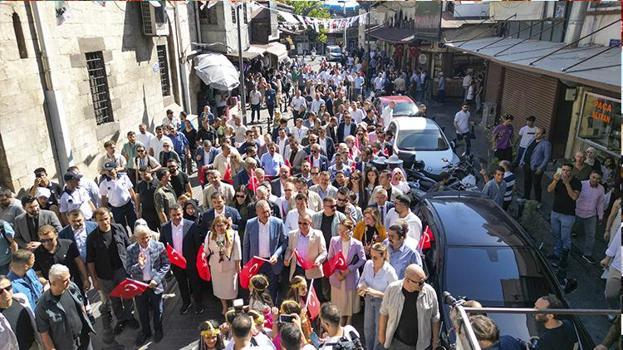 Gaziantep'te festival rüzgarı! GastroAntep dünyaya açıldı, binlerce kişi akın etti