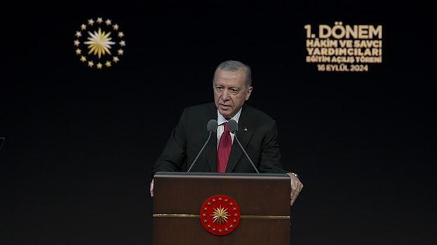 Cumhurbaşkanı Erdoğan: Sosyal medya operasyon aygıtı oldu