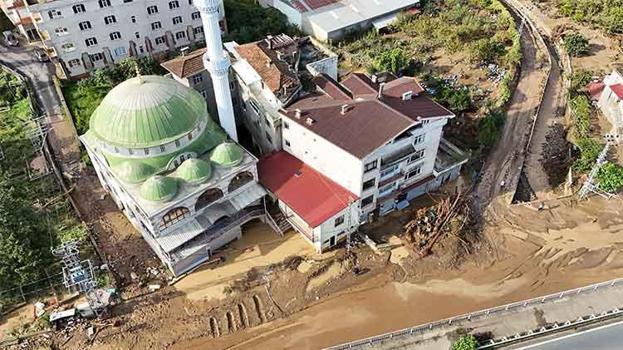 Trabzon'daki sel felaketi sonrası kritik uyarı: Gravite etkisi yerleşim alanlarını doğrudan etkileyecek