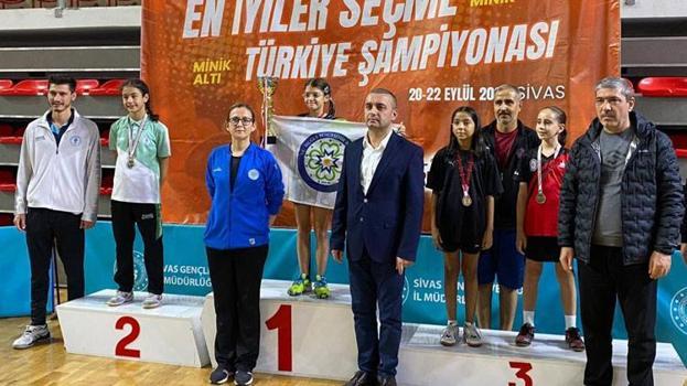 Muğla Büyükşehir sporcusu masa tenisinde Türkiye şampiyonu oldu