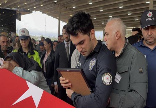 Şehit Polis Şeyda Yılmaz'ın ölümünde yürek yakan detay: Anonsu telsizden aldım, başımdan aşağı kaynar sular döküldü