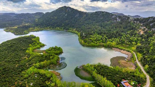 Acil önlem alınması şart: Eğirdir'in beslediği Kovada Gölü de kuruyor