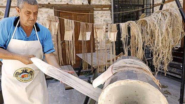 İpekle muz lifi buluştu ve yeni kumaş elde edildi! Alanya markası olacak