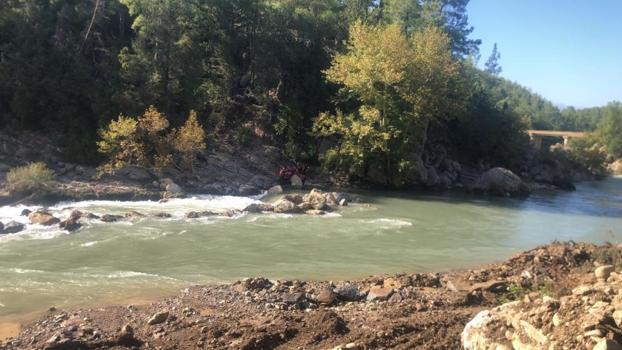 Antalya'da suya kapılıp kaybolan Ahmet bulunamadı