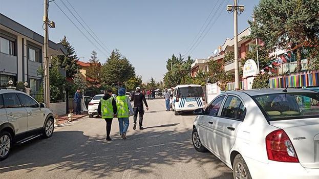 Konya'da polise bıçaklı saldırı! İçişleri Bakanı Yerlikaya: 7 bıçak darbesiyle ağır yaralandı