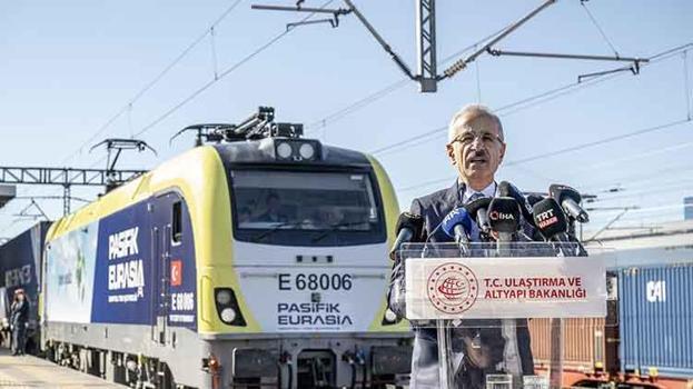 Türkiye'nin ilk uluslararası yük treni seferlerine başladı! Seyahatini 4 günde tamamlayacak