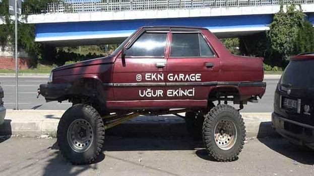 Çocukluk hayalini gerçekleştirdi: 1995 model otomobilini off-road aracına çevirdi