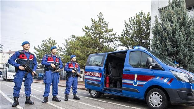 Resmi Gazete'de yayımlandı! Jandarma olmak isteyenler dikkat: Alımlar başladı