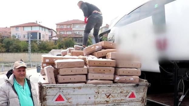 Samsun'da yüzlerce kilo tavuk etini otobüs bagajında taşıdılar