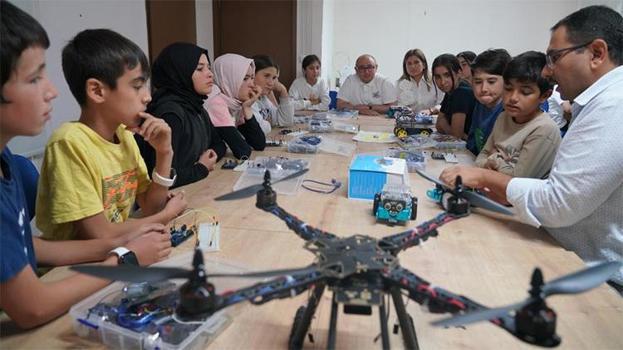 Torosların zirvesinde çocuklara robotik kodlama eğitimi! Hayali yazılımcı olmak