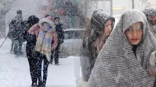 Lapa lapa kar batıya ilerliyor! Kar yağışı dalga dalga yayılacak, MGM son dakika olarak duyurdu