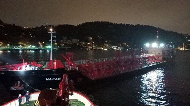 İstanbul Boğazı çift yönlü olarak gemi trafiğine kapatıldı