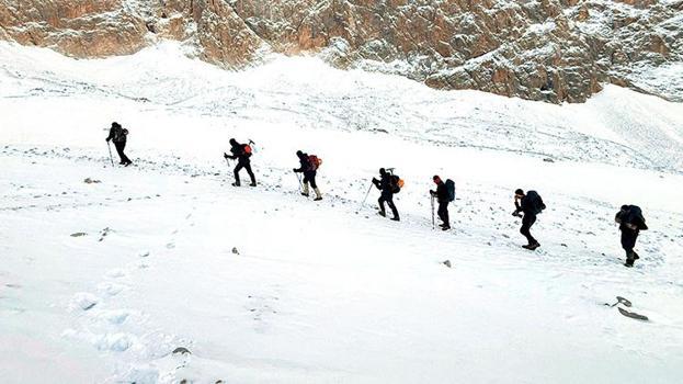 Belaruslu kız kardeşler Niğde'de kayboldu! Arama çalışmaları devam ediyor