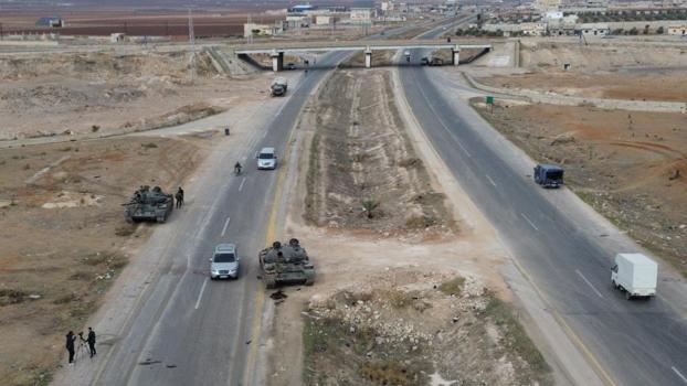 Hama'da rejimden geriye tanklar kaldı