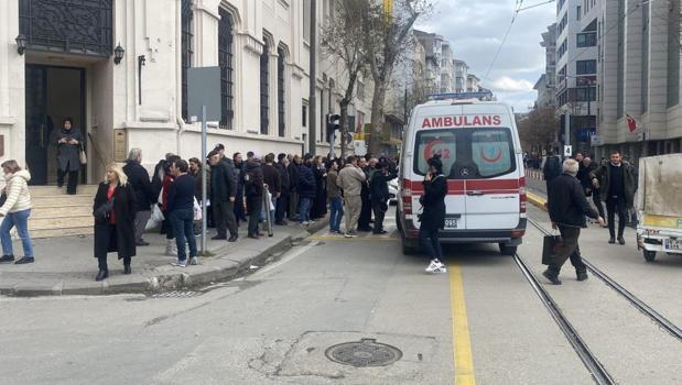 Eskişehir'de kalp krizi geçiren yaşlı adamın imdadına hemşire yetişti