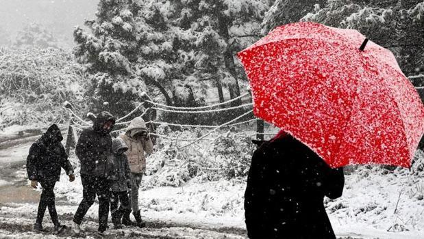 Lapa lapa kar yağışları geliyor! Meteoroloji sağanak yağış, kuvvetli rüzgar, çığ, buzlanma ve dona karşı uyardı