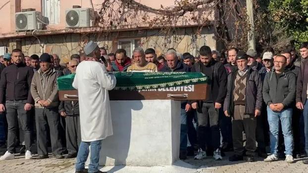 İzmir'de 25 yaşındaki genç anten tamir etmek için çıktığı çatıdan düşüp öldü