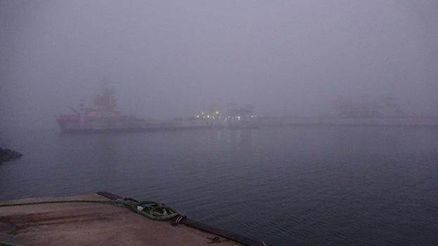 İstanbul ve Çanakkale'de sis nedeniyle gemi trafiği askıya alındı