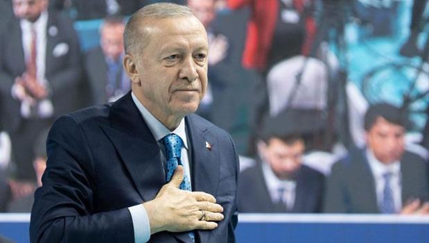 Cumhurbaşkanı Erdoğan, Mardin'de temaslarda bulundu, valiliği ziyaret etti