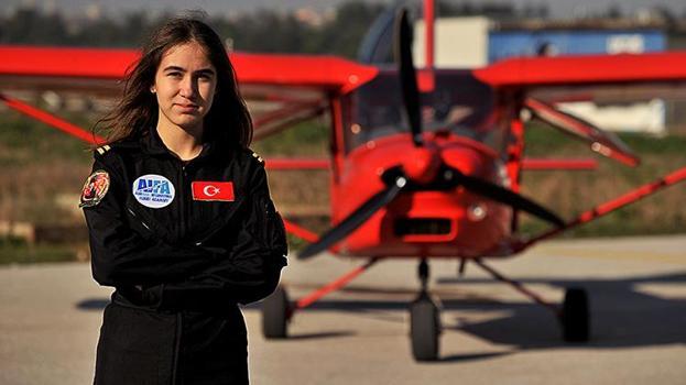 Yaptığı bu uçuşla Türkiye'nin en genç kadın pilotu oldu! 'Sabiha Gökçen'in yolundan gideceğim'