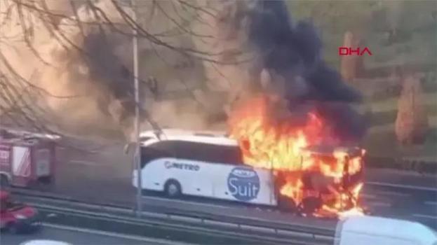 İstanbul'da yolcu otobüsünde yangın!