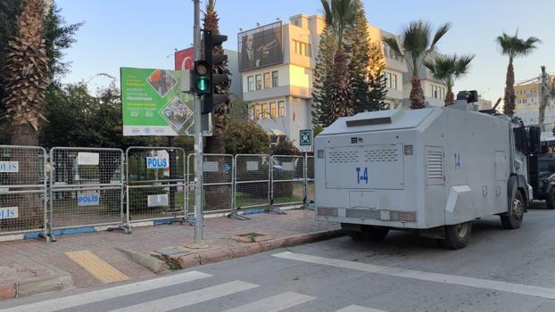 Mersin'in Akdeniz ilçe belediye başkanı DEM Partili Hoşyar Sarıyıldız gözaltına alındı