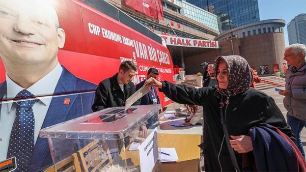 CHP’de ön seçim günü! Ekrem İmamoğlu için oy kullandılar