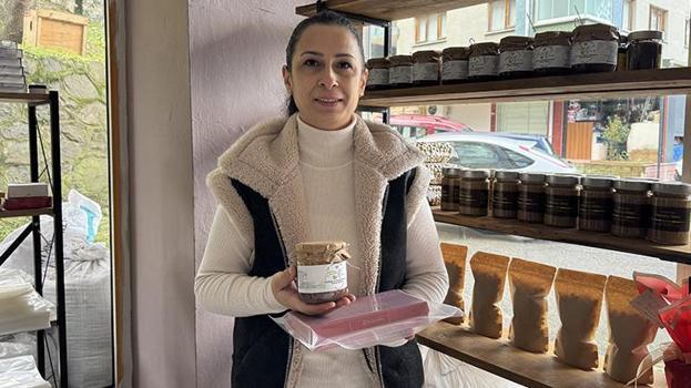 Trabzon'da fındığı işleyerek katma değer katan girişimci kadın, hem istihdam sağladı hem de işinin patronu oldu