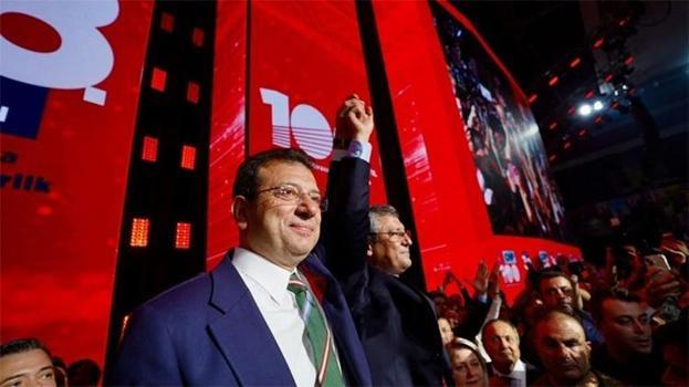 CHP Parti Meclisi, 'Olağanüstü Kurultay' kararını onayladı
