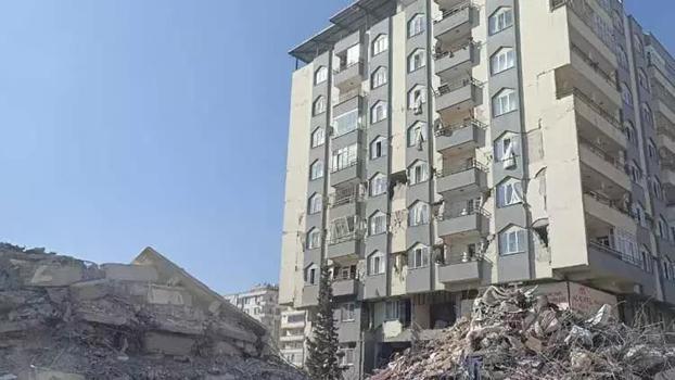 Kahramanmaraş'ta 115 kişiye mezar olan Ebrar Sitesi B Blok'a ilişkin 9 kamu görevlisine dava
