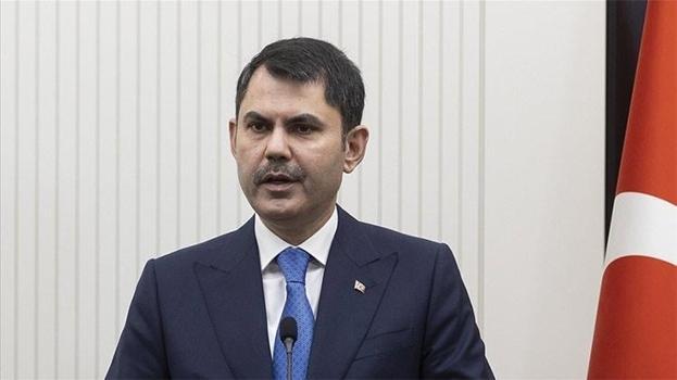 Bakan Kurum'dan 1 Mayıs mesajı: Yükselen her bir yuvada binlerce ustamızın alın teri var