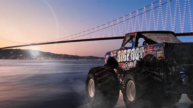 Hot Wheels’ın dev tekerli canavar kamyonları İstanbul’a geldi! Dünyaca ünlü pilotlar büyük şov için Türkiye’de
