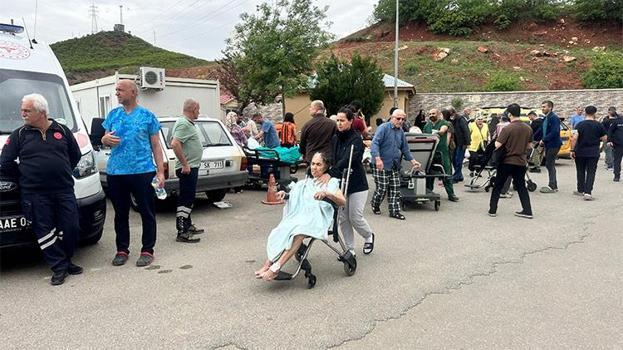 Tunceli Devlet Hastanesi’nde yangın paniği! Hastalar tahliye edildi