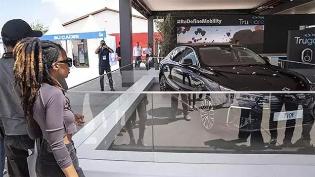 Togg'un yeni modeli T10F TEKNOFEST'te! 'Ne zaman yollara çıkacak?' sorusunu Bakan Kacır yanıtladı