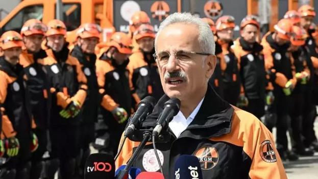 Karayolları personelinden gönüllü arama kurtarma ordusu kuruldu!  Bakan Uraloğlu: Deprem ve afet eğitimi alıp sahaya çıkacaklar
