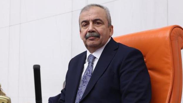 Siyasilerden Sırrı Süreyya Önder için başsağlığı mesajları