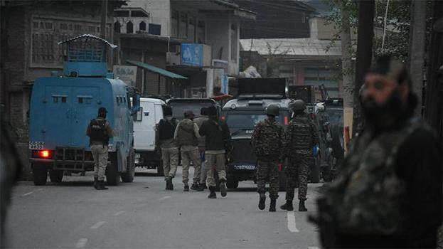 Asya'da savaş başladı! Hindistan Pakistan'ı füzelerle vurdu: Ölü be yaralılar var